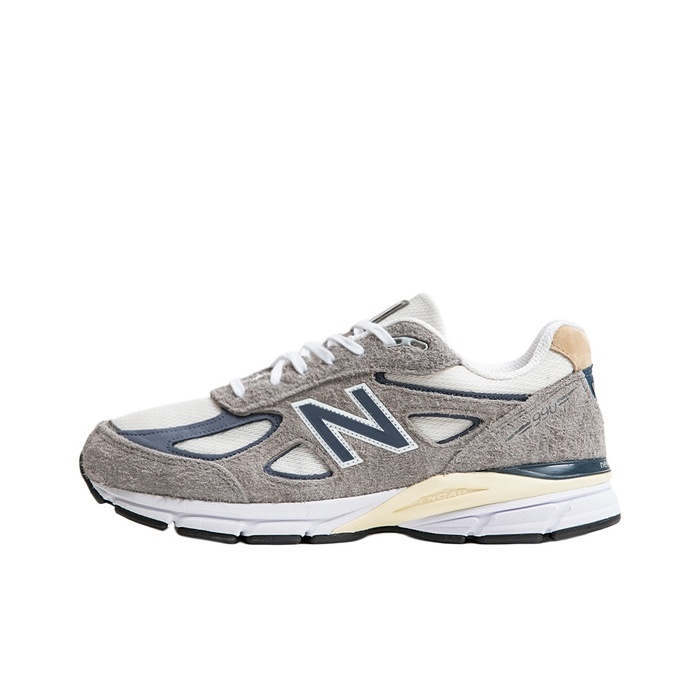  New Balance NB 990 V4