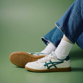 Asics SKYHAND OG Износостойкие