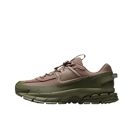 NIKE Nike ZOOM VOMERO ROAM Low