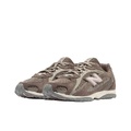New Balance 204L Artificial Suede